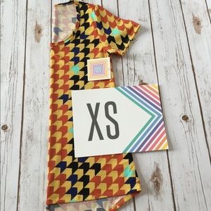 👚 New With Tags LuLaRoe Classic Tee